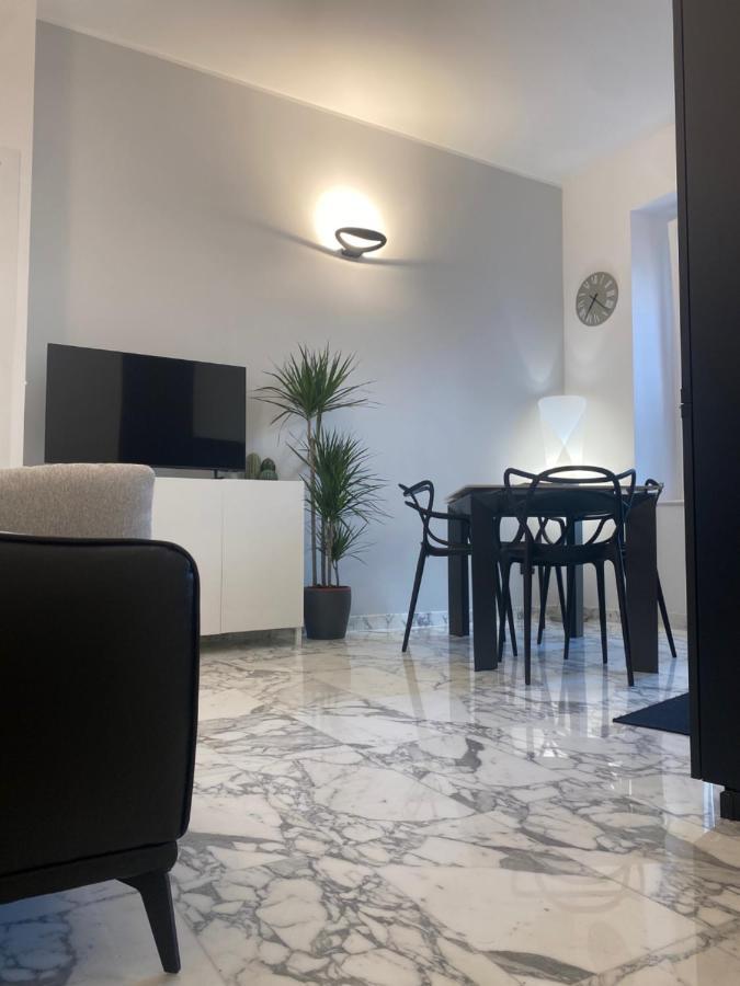 Leonard Vatican House Apartment