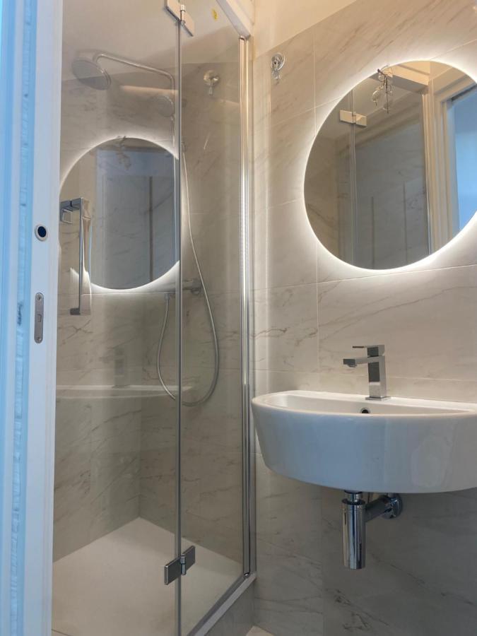 Leonard Vatican House Apartment Rom