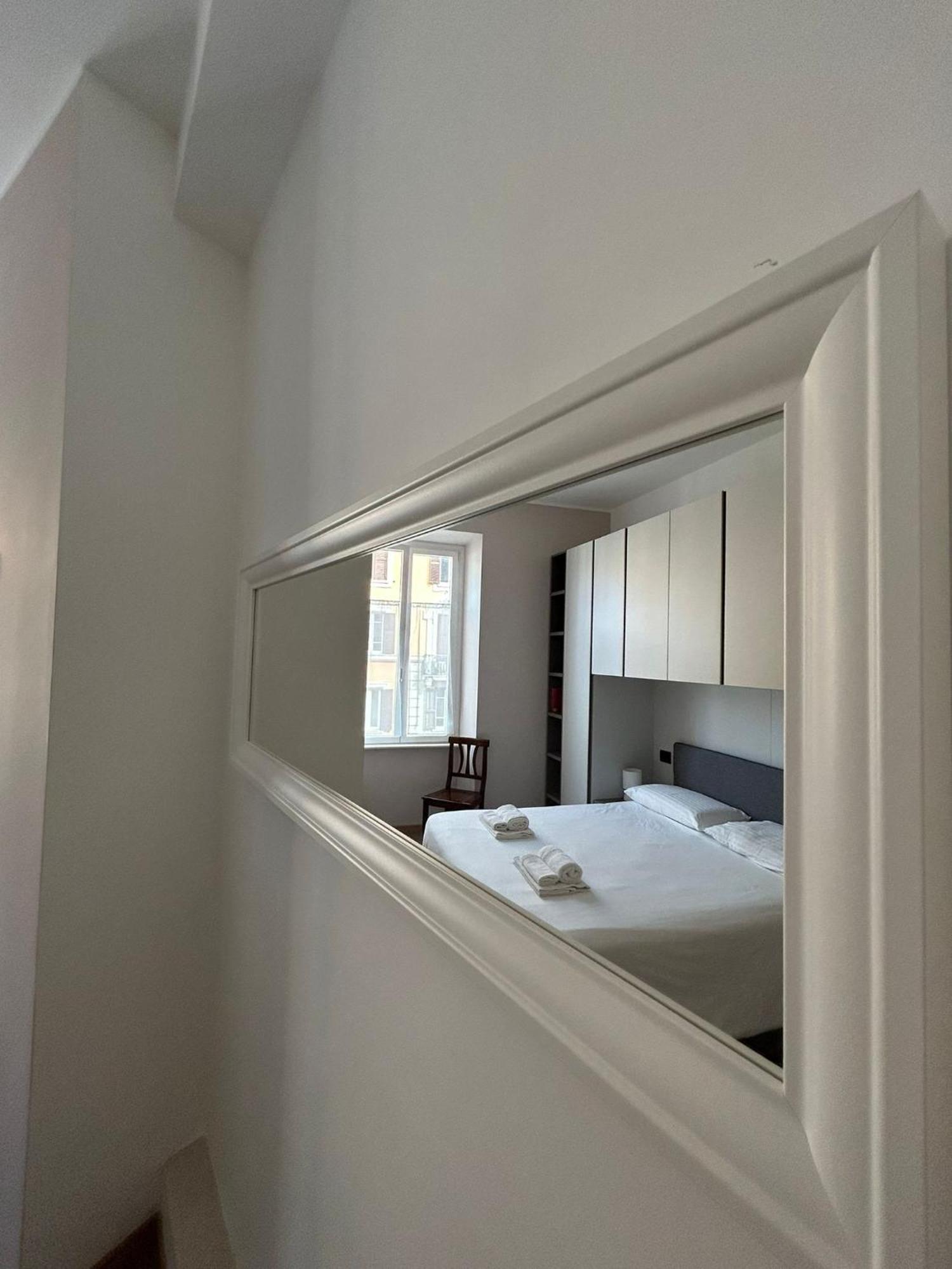 Leonard Vatican House Apartment *