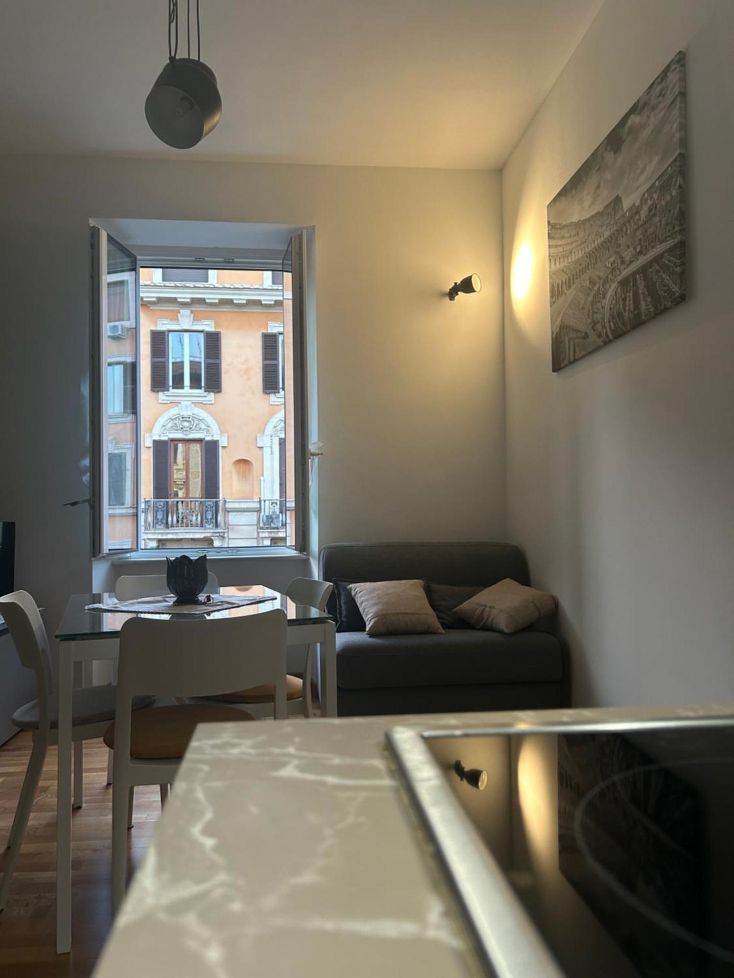 Leonard Vatican House Apartment *